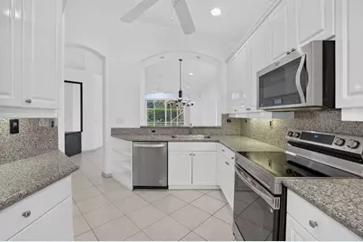 15562 Fiorenza Circle, Delray Beach, FL 33446 - Photo 29