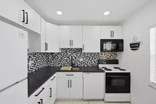 7505 NW 5th Pl, Margate, FL 33063 - Photo 13