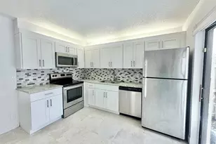 173 Lake Arbor Dr, Palm Springs, FL 33461 - Photo 9