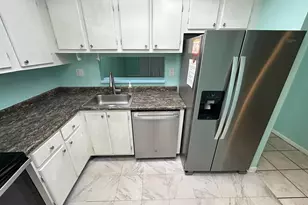 3301 NW 47th Terrace, Lauderdale Lakes, FL 33319 - Photo 5
