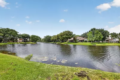 124 Wimbledon Lake Drive, Plantation, FL 33324 - Photo 31