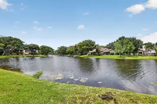 124 Wimbledon Lake Dr, Plantation, FL 33324 - Photo 31