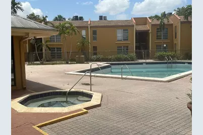 4545 Treehouse Lane #G, Tamarac, FL 33319 - Photo 13