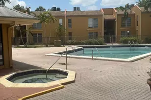 4545 Treehouse Ln, Tamarac, FL 33319 - Photo 13