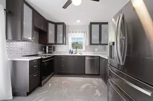 8417 NW 40th Ct, Sunrise, FL 33351 - Photo 5