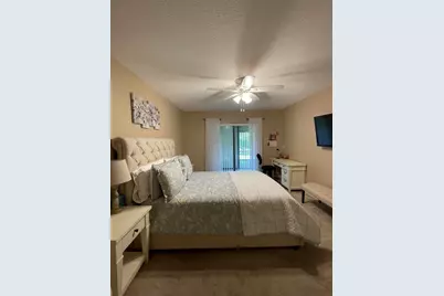 7879 Willow Spring Circle #913, Lake Worth, FL 33467 - Photo 11