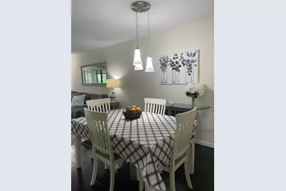 7879 Willow Spring Circle #913, Lake Worth, FL 33467 - Photo 3