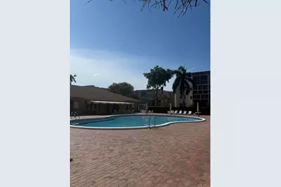 2811 Somerset Drive #118, Lauderdale Lakes, FL 33311 - Photo 3