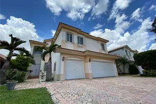 10747 NW 70th Terrace, Doral, FL 33178 - Photo 1