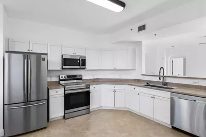 11029 Legacy Boulevard #202, Palm Beach Gardens, FL 33410 - Photo 5