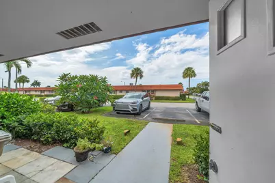 5775 W Fernley Dr Drive W #76, West Palm Beach, FL 33415 - Photo 35