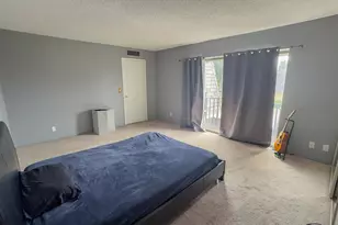 407 Arabian Rd, Palm Springs, FL 33461 - Photo 11
