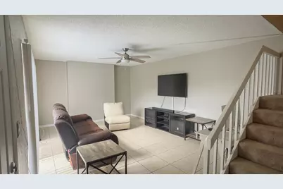 407 Arabian Road, Palm Springs, FL 33461 - Photo 7
