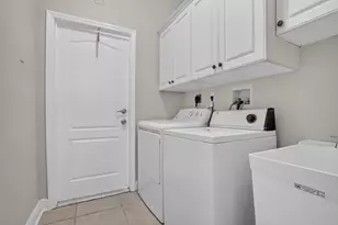 1445 SW 11th Pl, Fort Lauderdale, FL 33315 - Photo 37