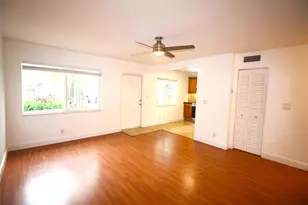 820 NE 28th St, Wilton Manors, FL 33334 - Photo 15