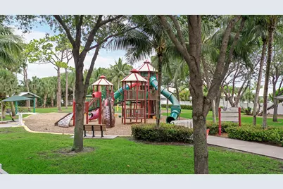 19928 Jasmine Drive, Jupiter, FL 33469 - Photo 39