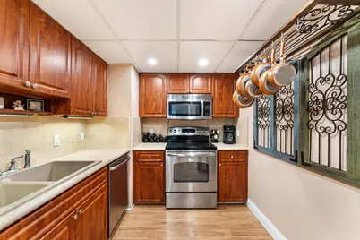 5600 N Flagler Drive #402, West Palm Beach, FL 33407 - Photo 5