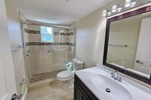 2562 Garden Dr N, Lake Worth Beach, FL 33461 - Photo 15