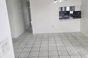 11302 SW 7th St, Miami, FL 33174 - Photo 17