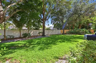13352 Georgian Ct, Wellington, FL 33414 - Photo 31