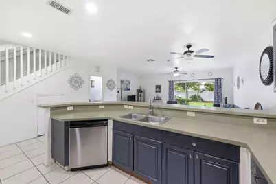 13352 Georgian Court, Wellington, FL 33414 - Photo 15