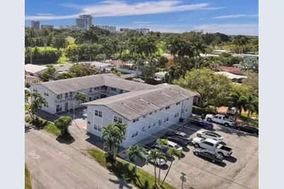 930 N 14th Court, Hollywood, FL  - Photo 29