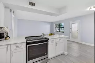 450 Piedmont J, Delray Beach, FL 33484 - Photo 9
