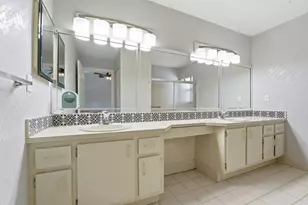 9284 Laurel Green Dr, Boynton Beach, FL 33437 - Photo 21
