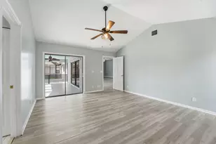 9284 Laurel Green Dr, Boynton Beach, FL 33437 - Photo 27
