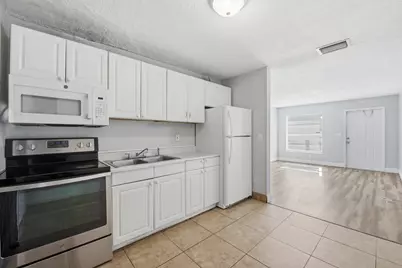 2001 A E Isaacs Avenue #2007, West Palm Beach, FL 33407 - Photo 7