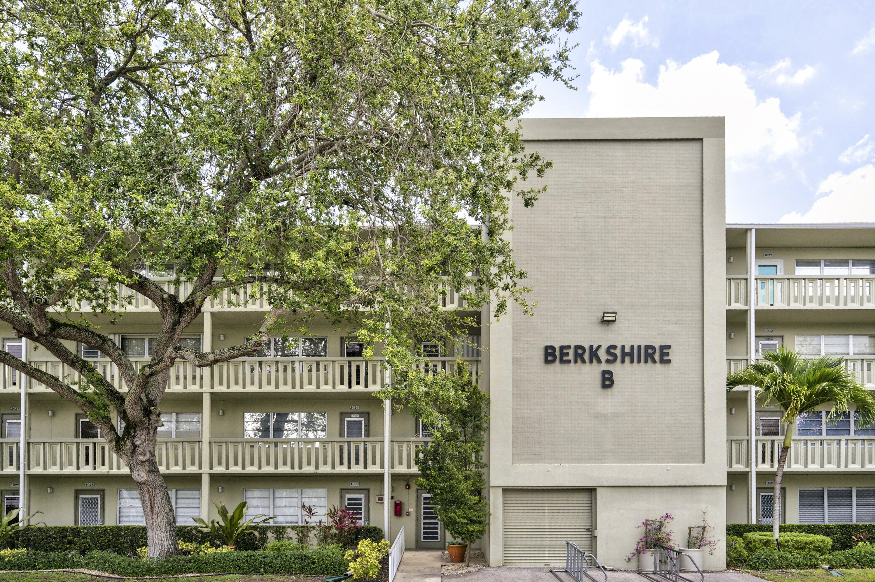 1039 Berkshire B #1039 - 1039 Berkshire B #1039, Deerfield Beach, FL 33442 Luxury Property | Jose Angel Pina