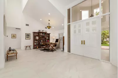 1084 Seagull Park Road S, West Palm Beach, FL 33411 - Photo 5