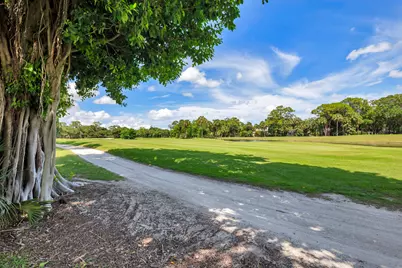 1084 Seagull Park Road S, West Palm Beach, FL 33411 - Photo 35
