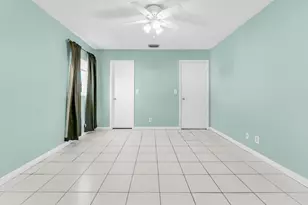 3360 NE Rossi Ct NE, West Palm Beach, FL 33417 - Photo 7