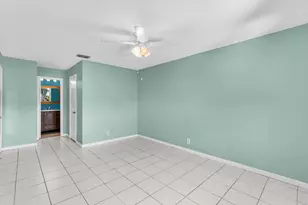3360 NE Rossi Ct NE, West Palm Beach, FL 33417 - Photo 5