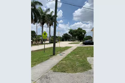240 NW 38th Avenue, Lauderhill, FL 33311 - Photo 45