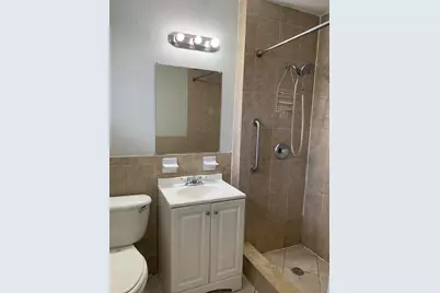 240 NW 38th Avenue, Lauderhill, FL 33311 - Photo 31