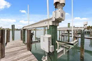 1560 Island Cove Rd, Fort Pierce, FL 34949 - Photo 9