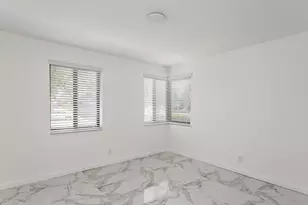 3141 NE 14th Ave, Pompano Beach, FL 33064 - Photo 11