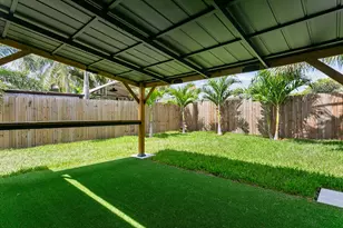 3141 NE 14th Ave, Pompano Beach, FL 33064 - Photo 9