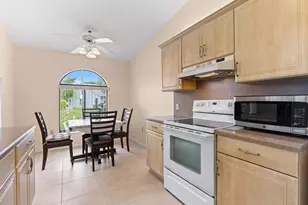8108 NW 100th Ln, Tamarac, FL 33321 - Photo 5