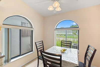 8108 NW 100th Lane, Tamarac, FL 33321 - Photo 9