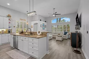 5349 Oakmont Village Cir, Lake Worth, FL 33463 - Photo 7