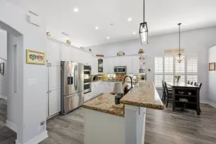 5349 Oakmont Village Cir, Lake Worth, FL 33463 - Photo 11