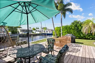 2446 SW Hideaway Ln, Stuart, FL 34994 - Photo 7