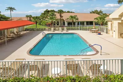 7136 Ashford Lane, Boynton Beach, FL 33472 - Photo 9