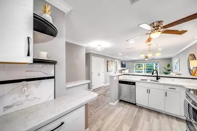 154 Lake Dora Drive, West Palm Beach, FL 33411 - Photo 13