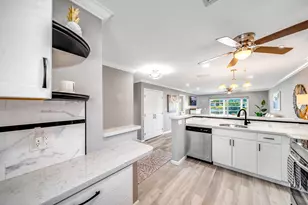 154 Lake Dora Dr, West Palm Beach, FL 33411 - Photo 13