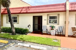 154 Lake Dora Dr, West Palm Beach, FL 33411 - Photo 31
