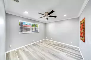 154 Lake Dora Dr, West Palm Beach, FL 33411 - Photo 21
